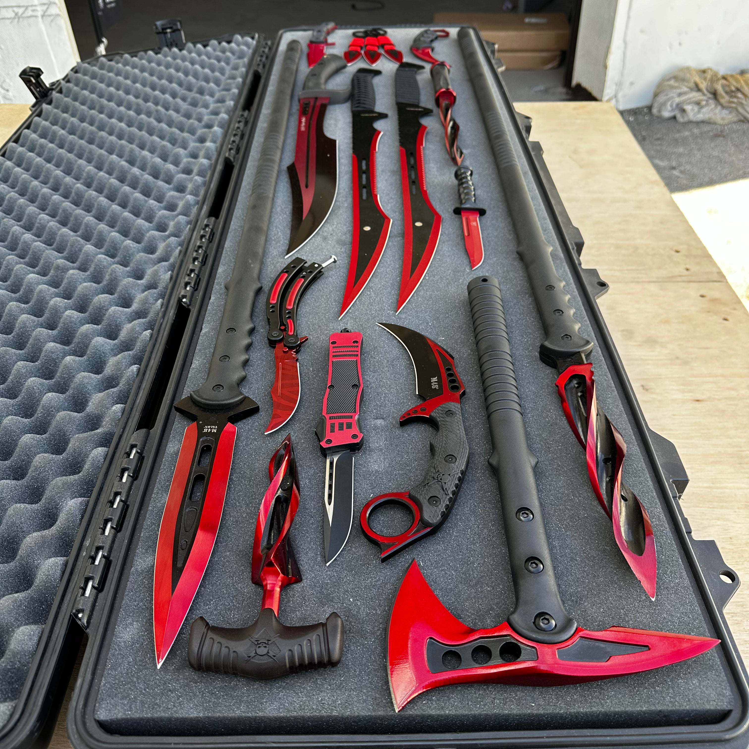 Bloodshot Mega 17 Piece Tactical Knife Set | Blade City