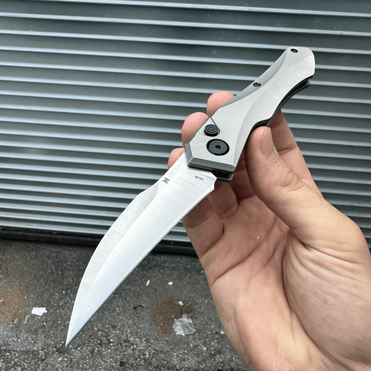 Hendrix Titanium Hell Hawk | Blade City Hendrix Titanium Hell Hawk | Blade City