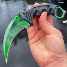 Video Game Green Gamma Knives